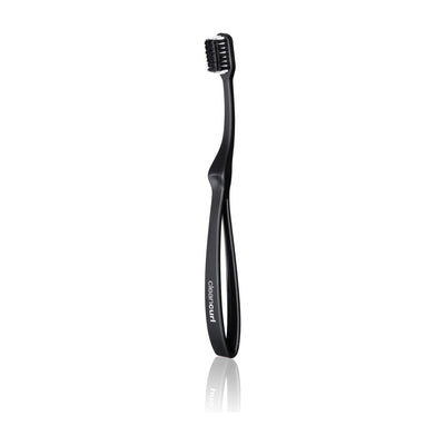 EDEL+WHITE CleanCurl Curved Zahnbürste - COSMONDO